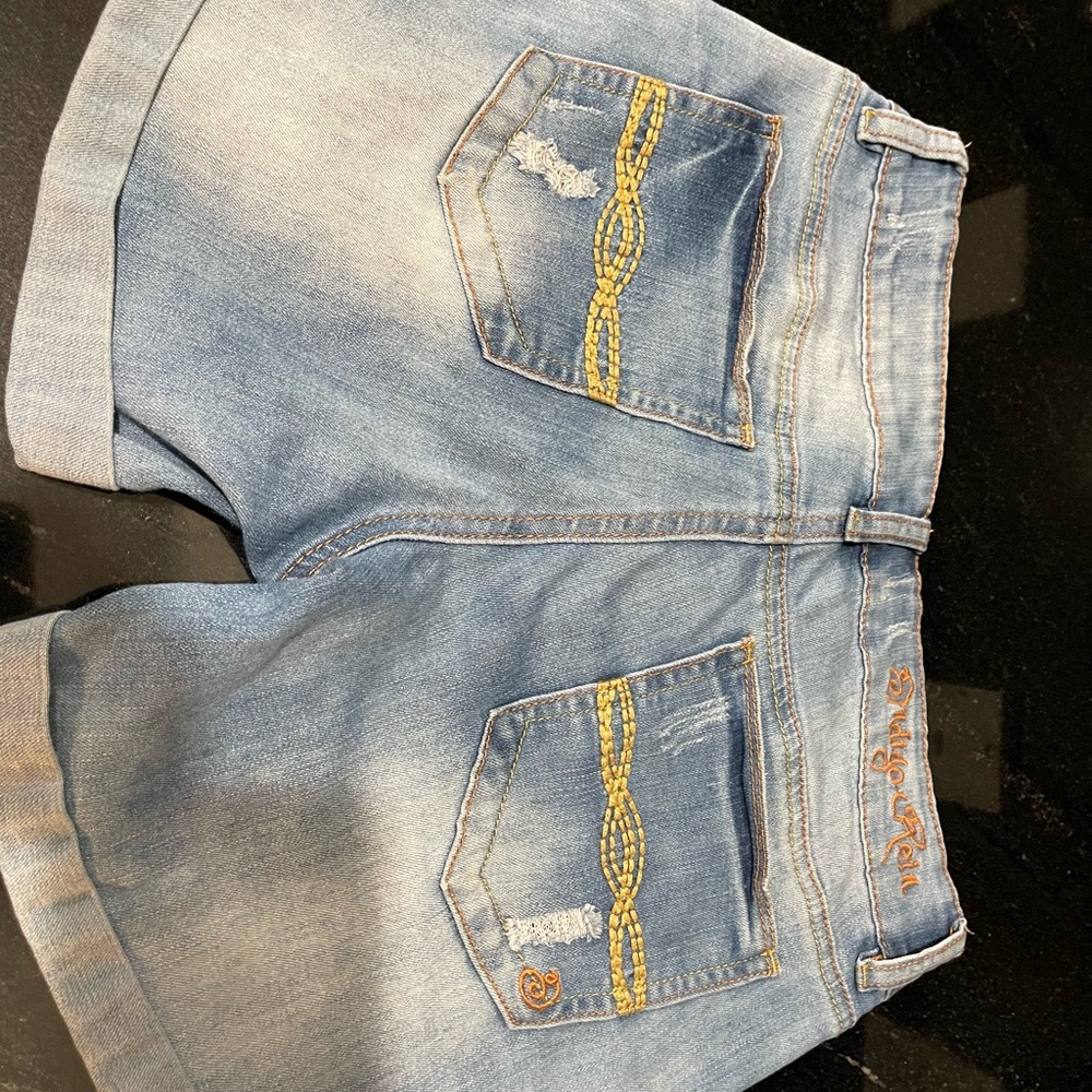 Stylish Blue Indigo Rein Denim Shorts with Embroidery size 29W